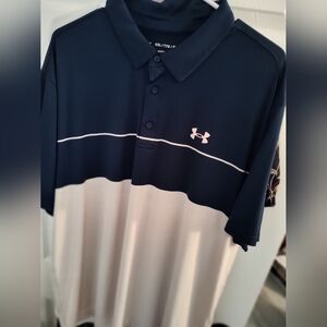 3 Polos 2 Under armour 1 Izod